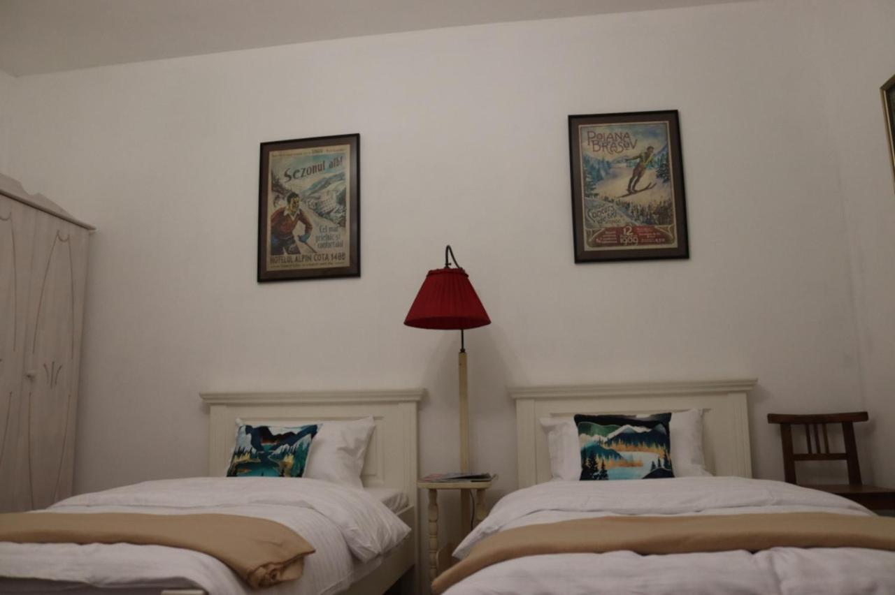 Galeria Turismului Montan Guest House Cartisoara Exterior photo